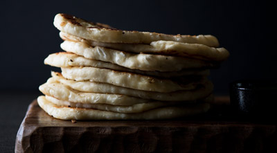 No Knead Garlic Cheese Naan