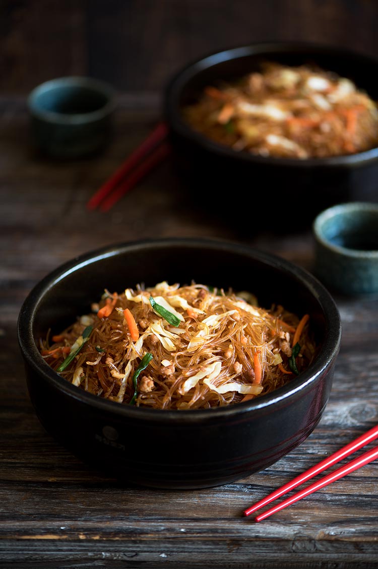 Stir-fried Pork And Cabbage Glass Noodles