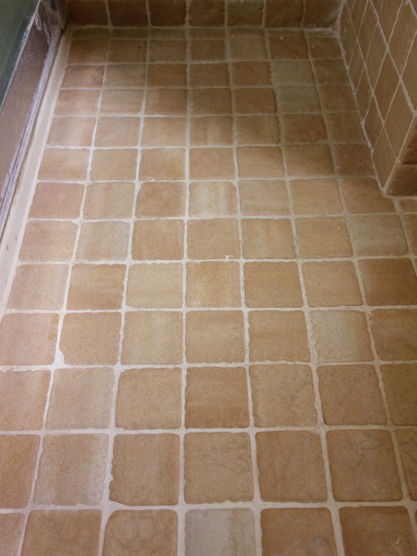Remove Black Mold From Tile And Grout, How To Remove Bathroom Floor Tile Grout